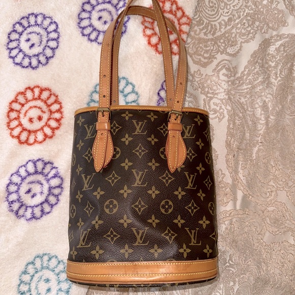 LOUIS VUITTON BUCKET BAG PM - Picture 1 of 6
